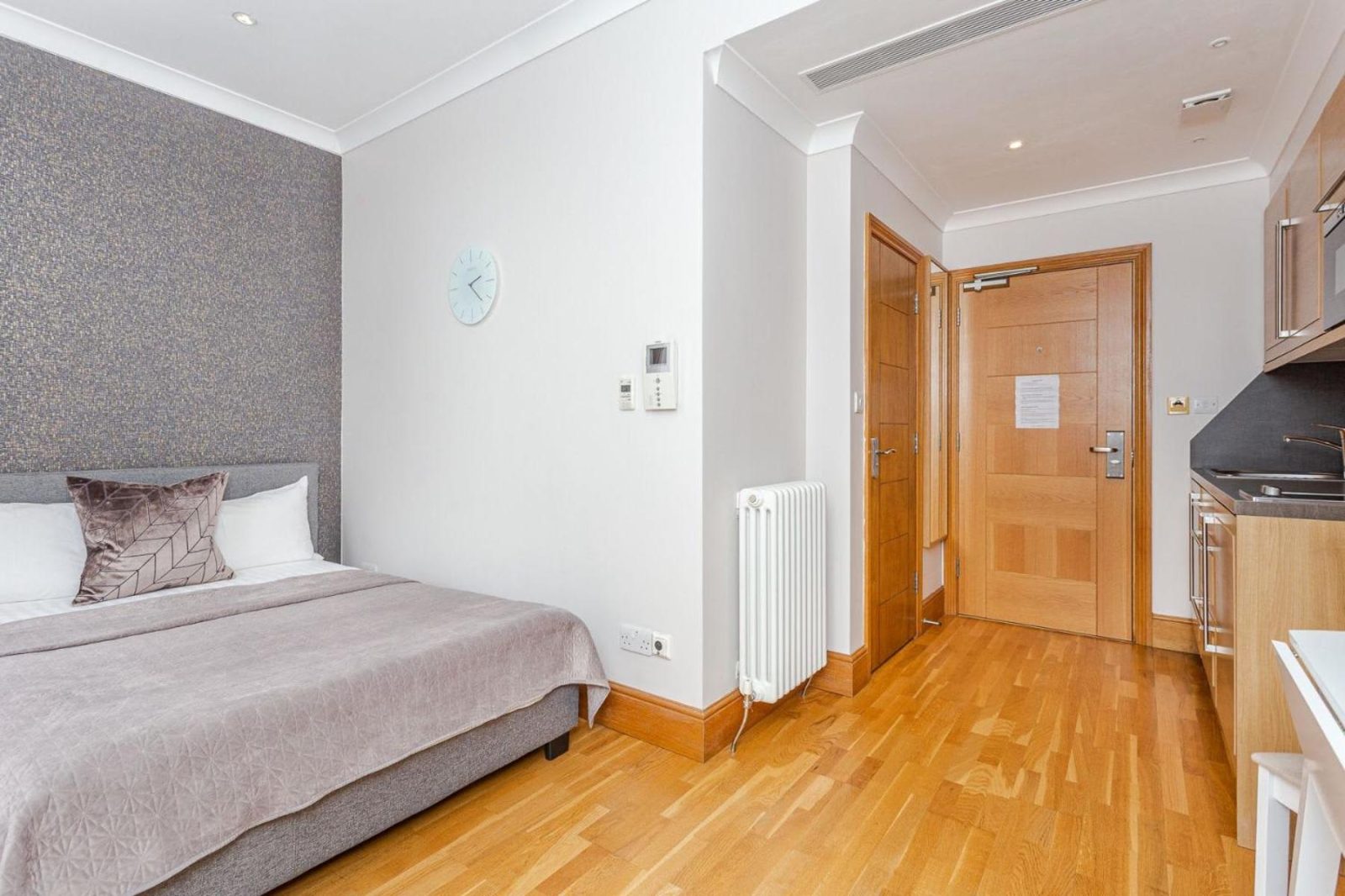 Cleveland Residences Russell Square — photo 3